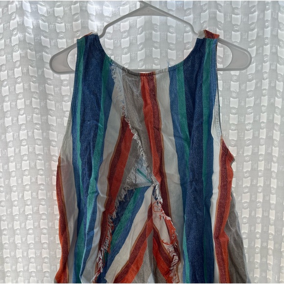 Open back top - Picture 2 of 3